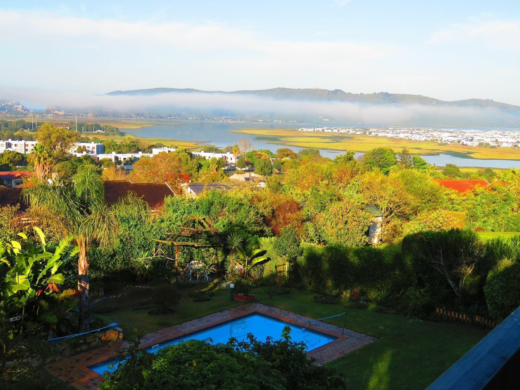 Footprints Of Knysna Apartment Exterior photo